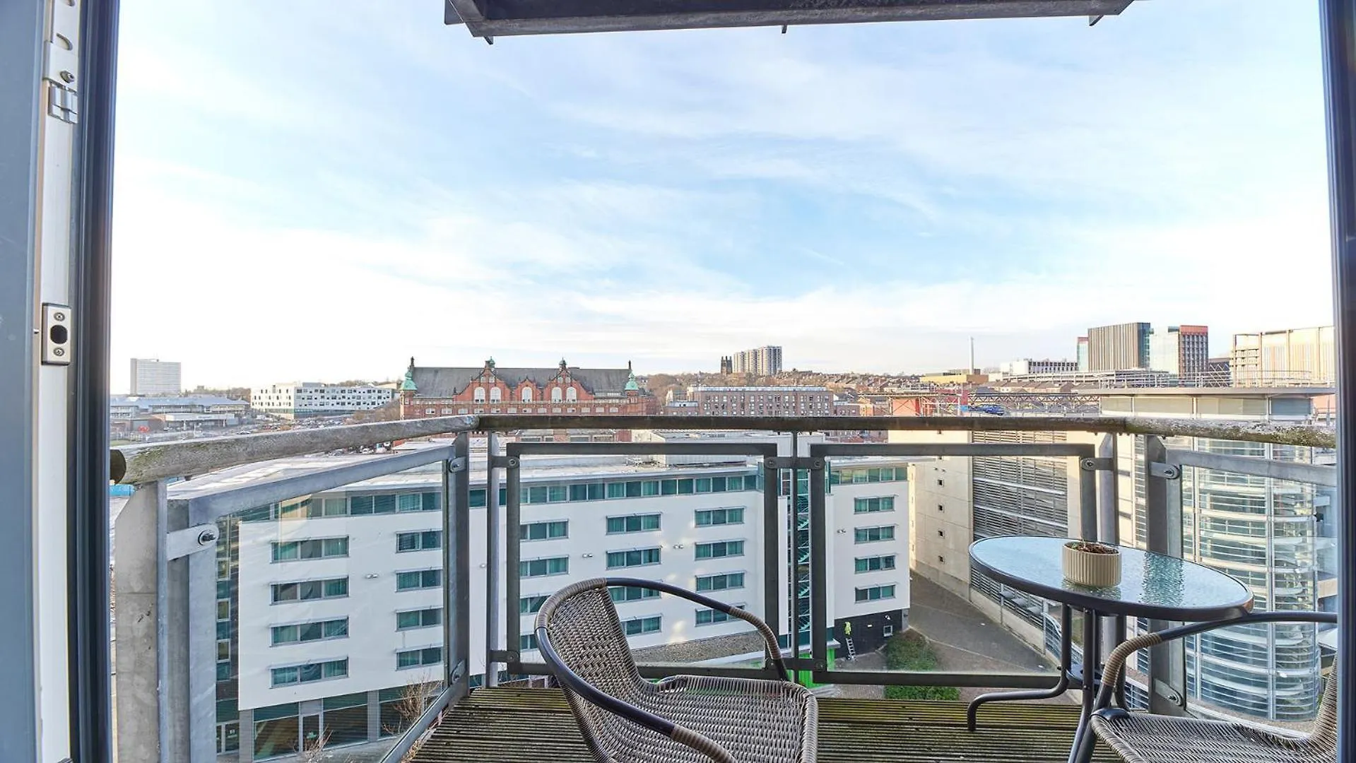 Apartment City Quadrant - Properties Unique Newcastle upon Tyne United Kingdom